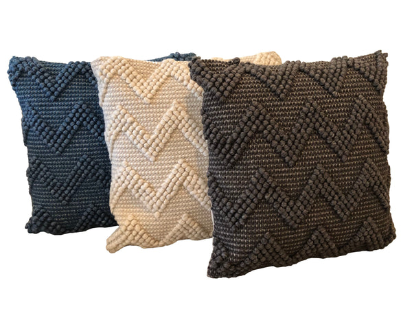 Hadley Throw Pillow, Ivory (20"x20"x4")