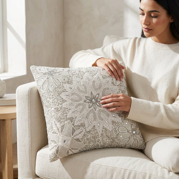Flake Throw Pillow, White (16"x16"x4")