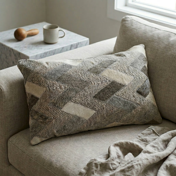 Owen Throw Pillow, Grey (13"x21"x4")