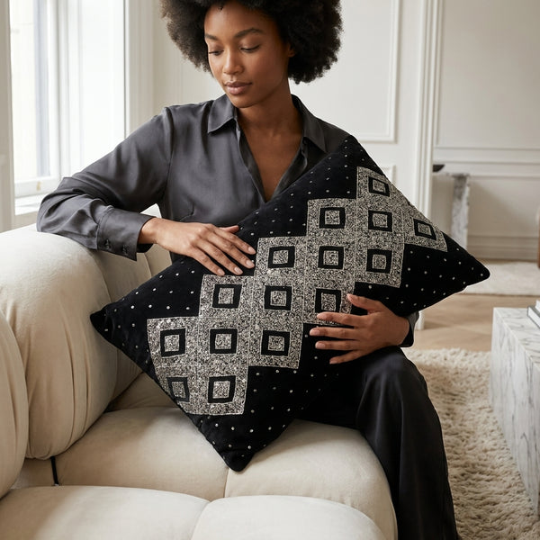Naya Throw Pillow, Black (24"x16"x4")