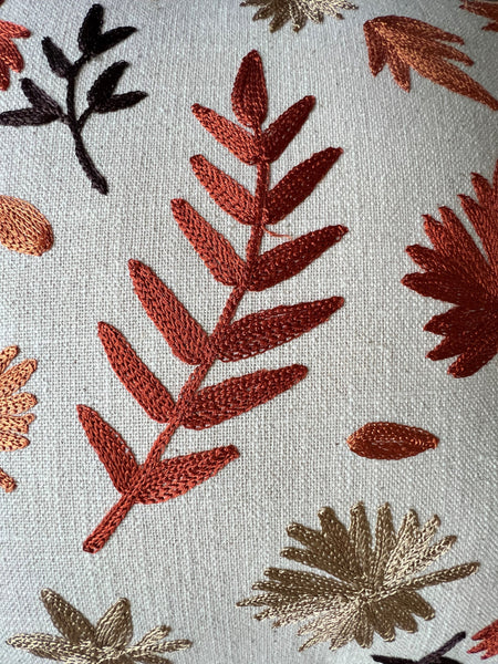 Vermont Throw Pillow (18"x18"x4")