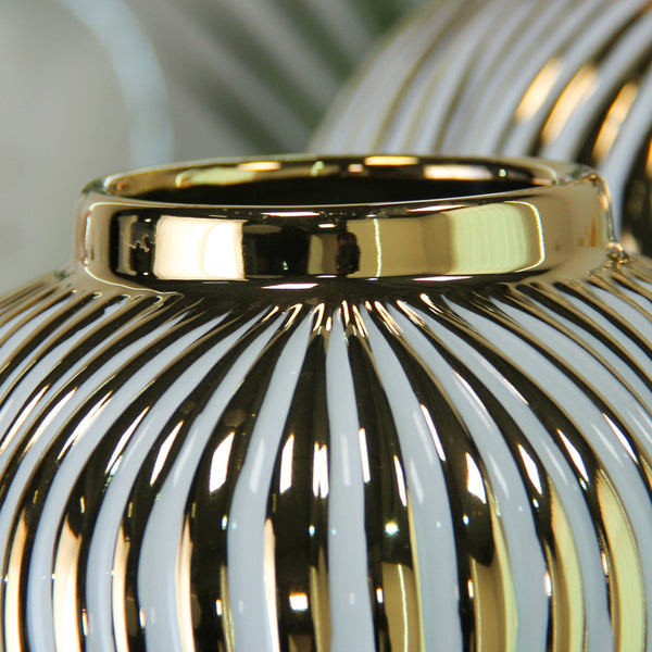 Nova White/ Gold Ginger Jar Multiple Sizes