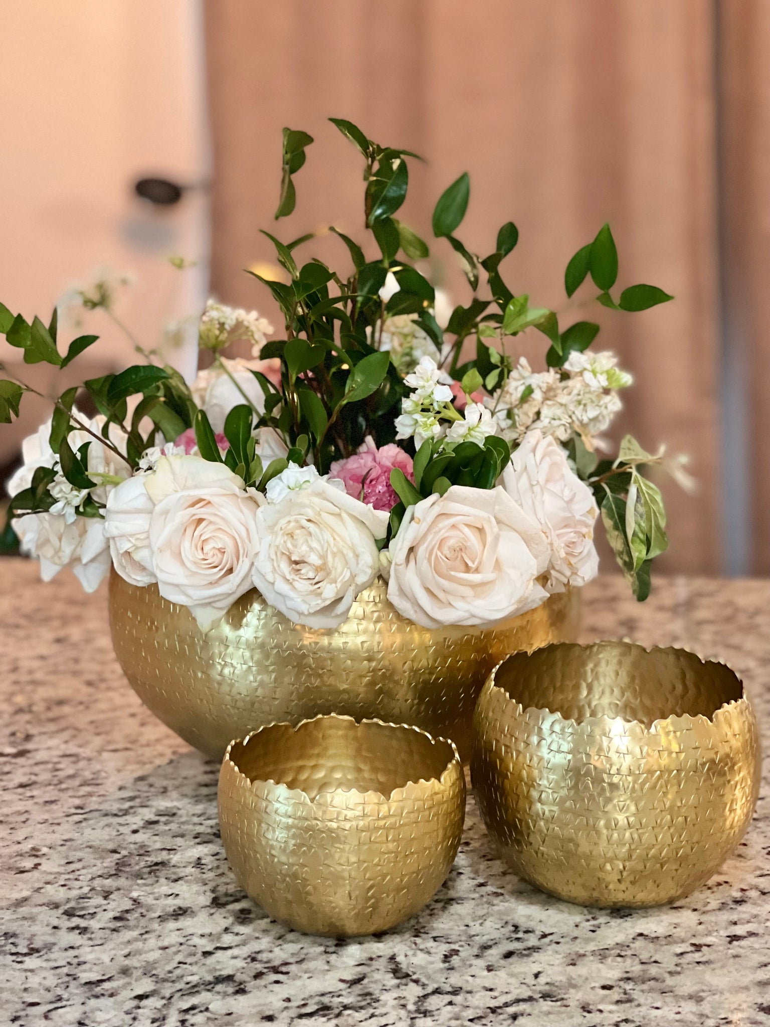 Bella Gilded Hammered Bowl set of 3, Gold (11",6",5")
