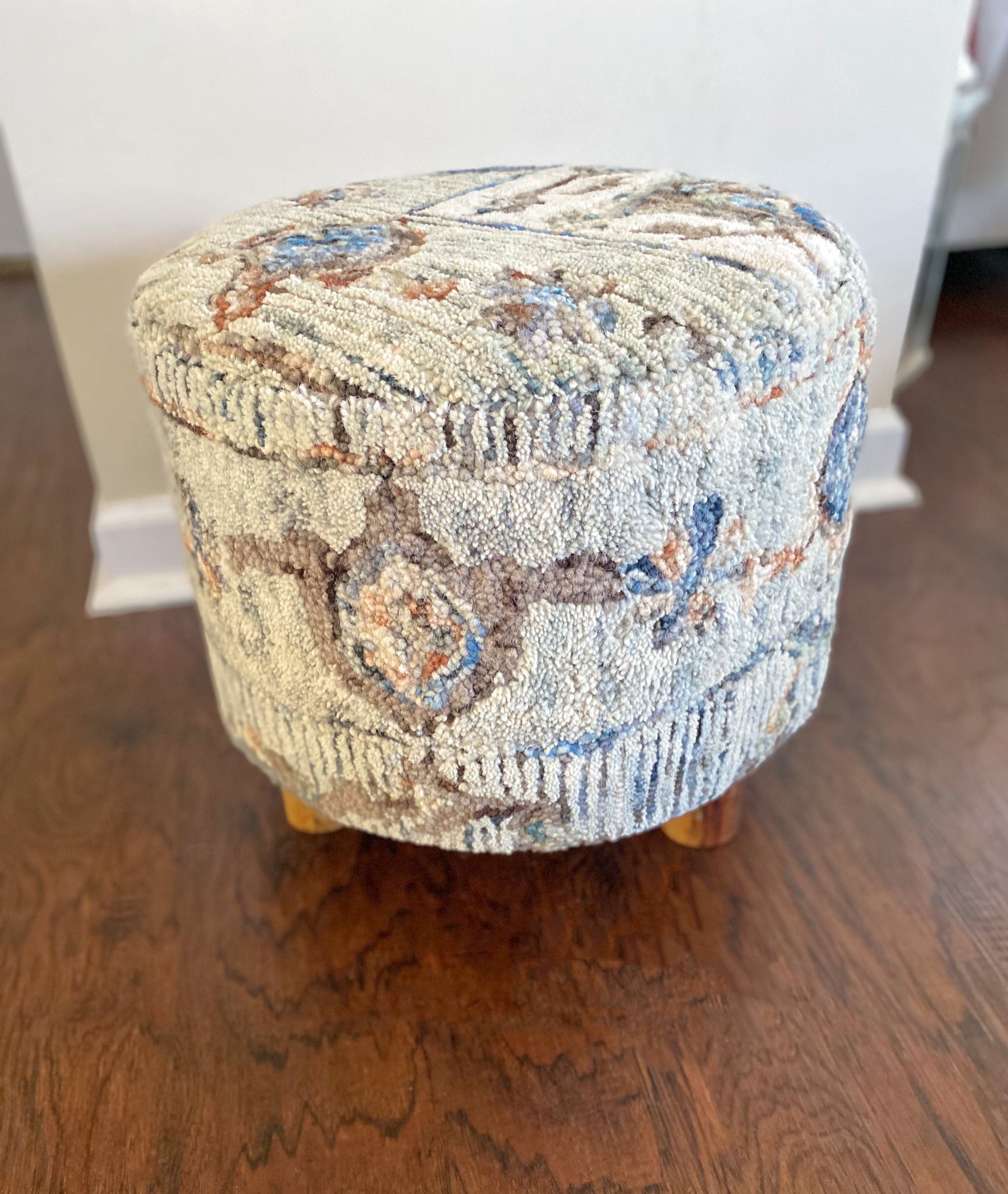Isla Stool, Blue-Green (16"x16"x16")